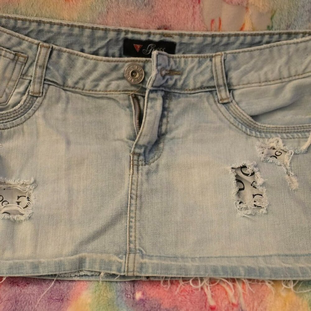 Guess Mini Distressed Mini Skirt